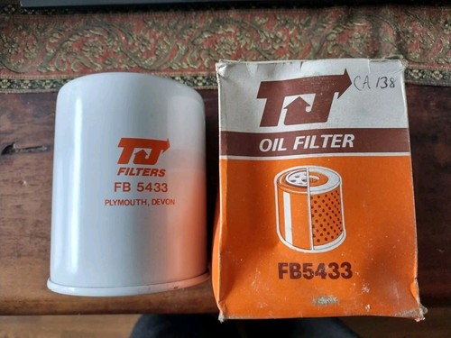 Quality engine oil filter - oil,